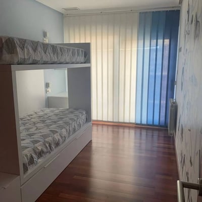 Langzeitmiete einer gemütlichen 3-Schlafzimmer-Wohnung, 125 m², in einer geschlossenen Wohnanlage, Elche, Spanien